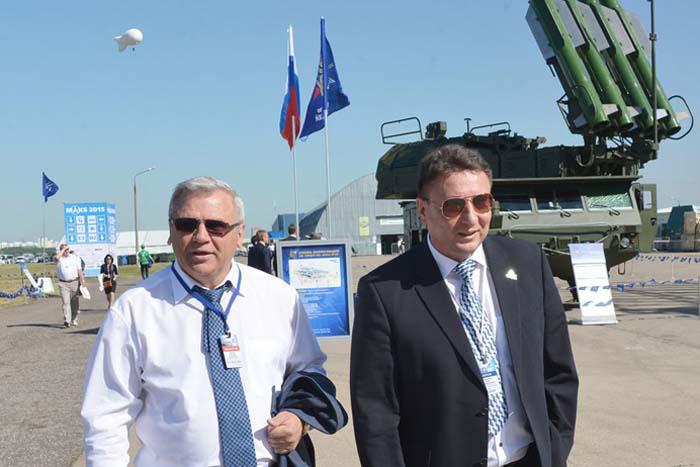 Е.Б. Люлин и О.В. Лавричев на МАКСе-2015