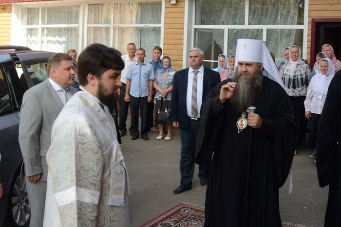 Встреча управляющего Нижегородской митрополией владыки Георгия в селе Водоватове
