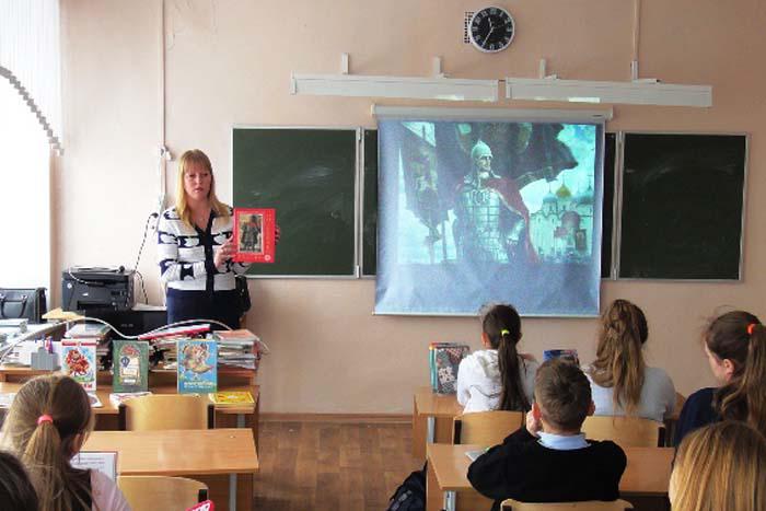 Познавательная программа «Нет выше славы для мужчины, чем с честью Родине служить»