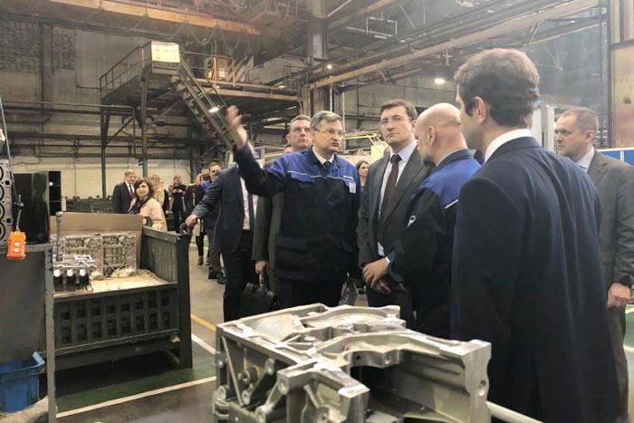 Рабочий визит Глеба Никитина на Заволжский моторный завод