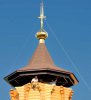 На колокольню Покровского храма установили купол
